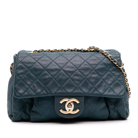Pre-Loved Chanel Small Iridescent Calfskin Chic Quilt Flap - Picture 1 of 12